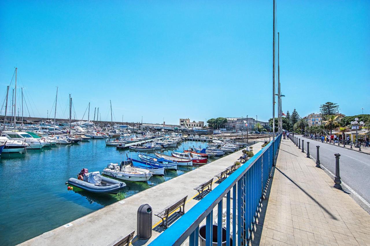 Gaudio Flat Near Ariston Theater By Wonderful Italy Διαμέρισμα Σαν Ρέμο Εξωτερικό φωτογραφία
